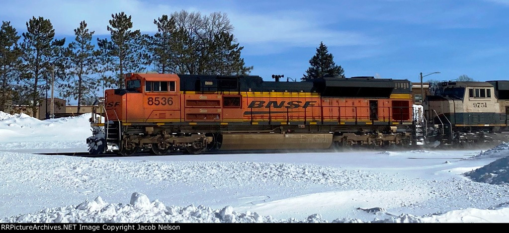 BNSF 8536